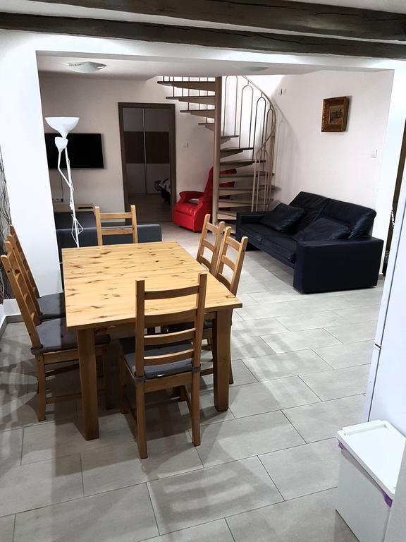 Apartmany Maly Princ บอยนิตแซ ภายนอก รูปภาพ