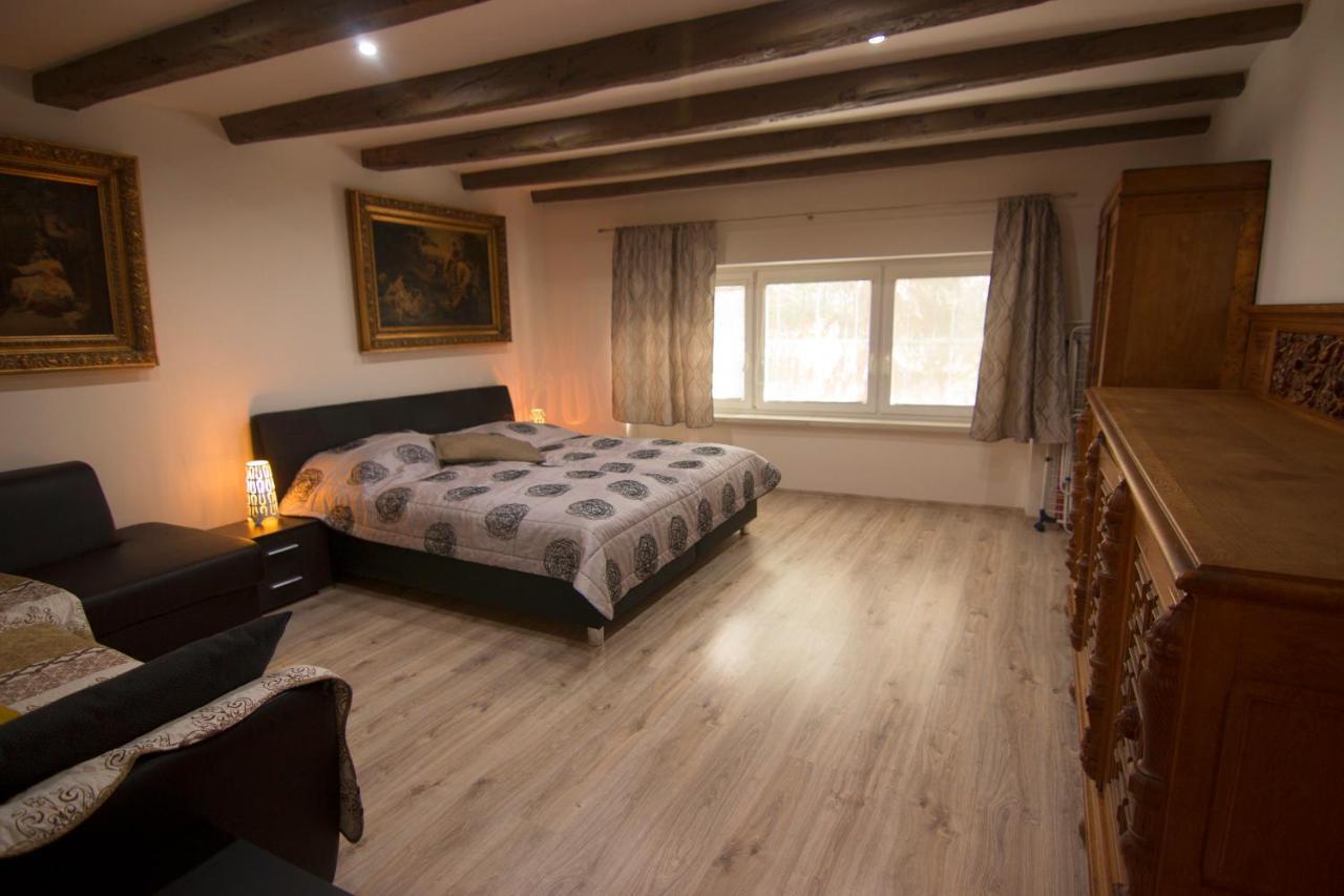 Apartmany Maly Princ บอยนิตแซ ภายนอก รูปภาพ